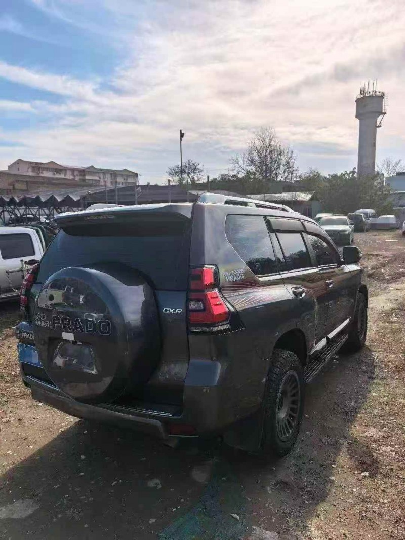 南通23年丰田汉兰达8