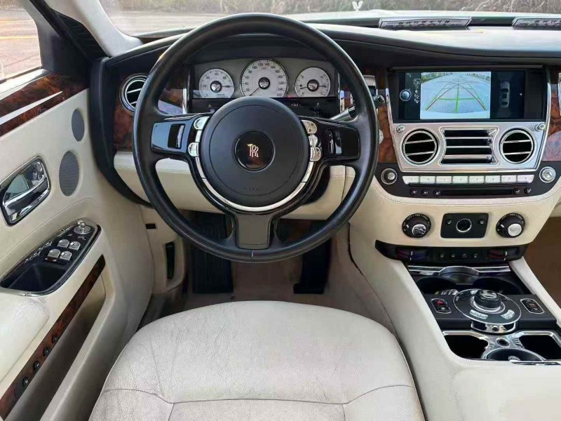 广州10年劳斯莱斯古斯特5