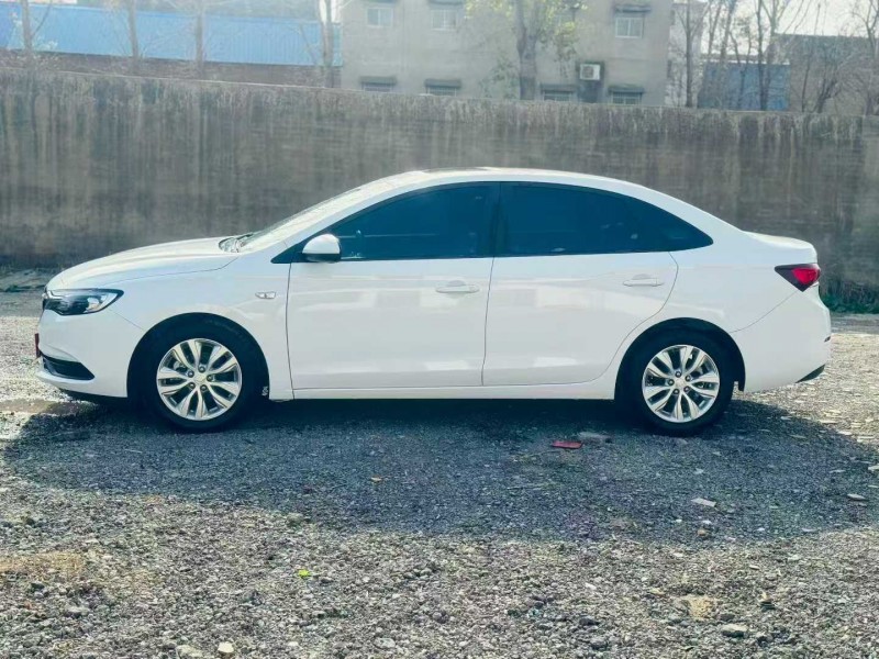 鹤壁21年别克英朗6