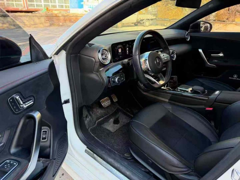 唐山20年奔驰CLA3