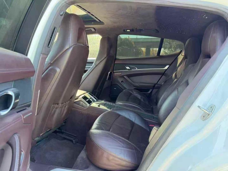 苏州14年保时捷帕拉梅拉6