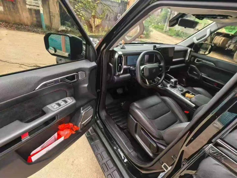 新余24年奇瑞捷途6