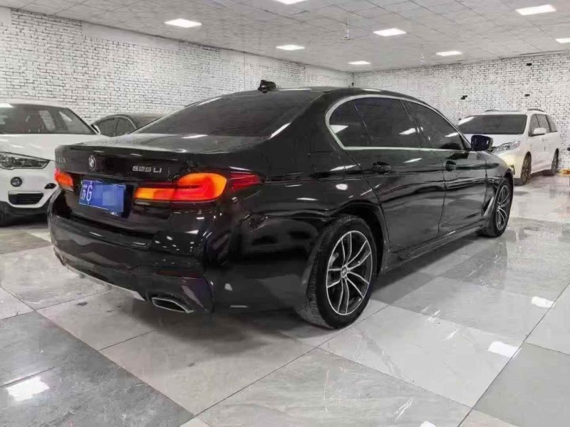 邢台21年宝马5系8