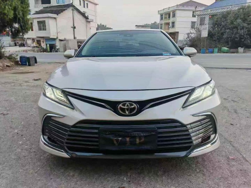 邵阳22年丰田凯美瑞1