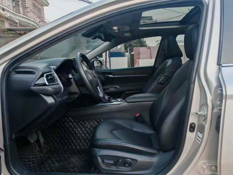 邵阳22年丰田凯美瑞6