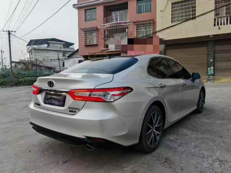 邵阳22年丰田凯美瑞8