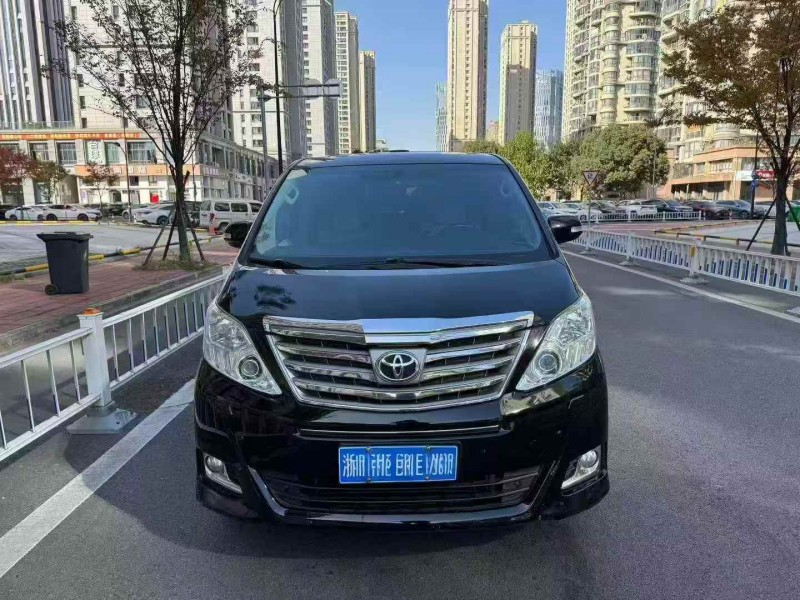 温州24年丰田埃尔法1