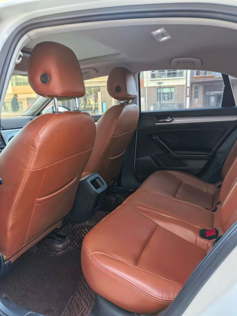 兰州17年大众凌渡5