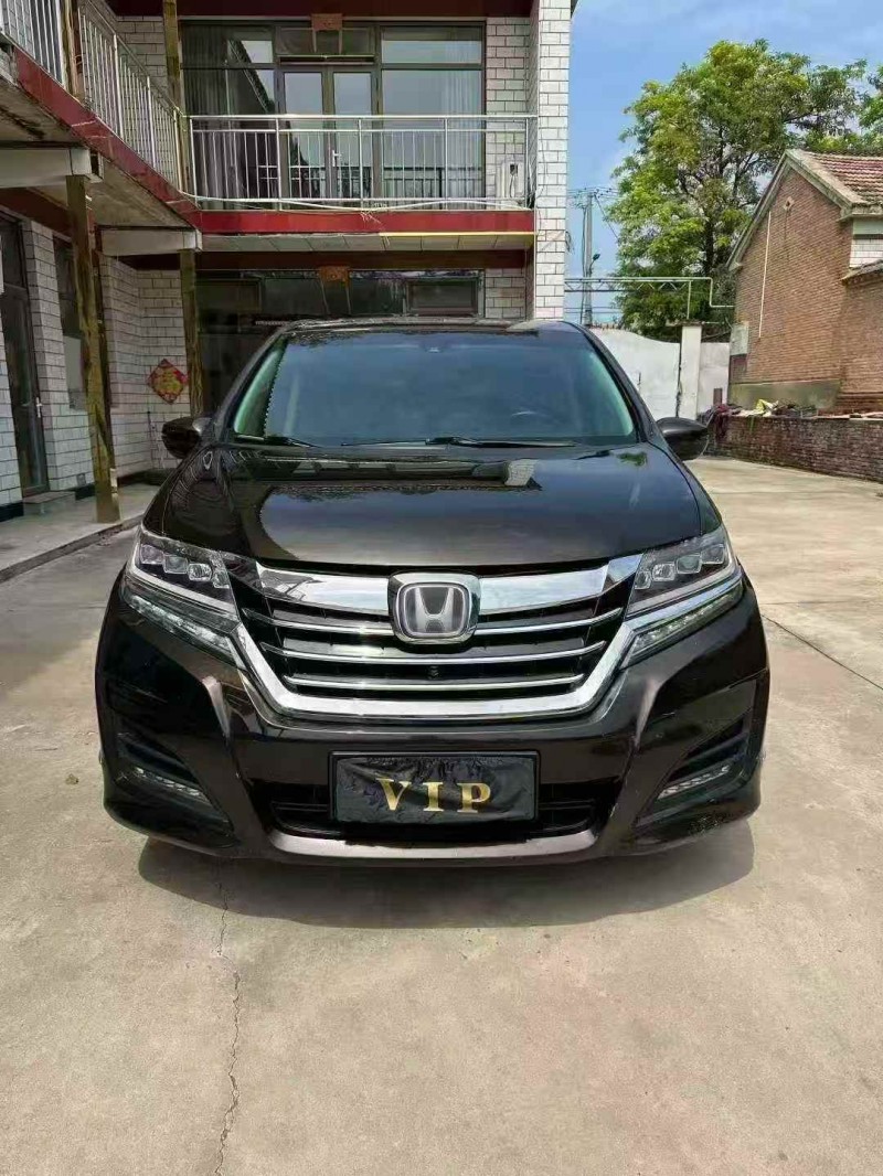 秦皇岛18年本田艾力绅1