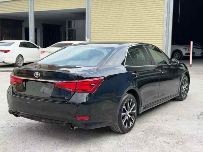 茂名18年丰田皇冠7