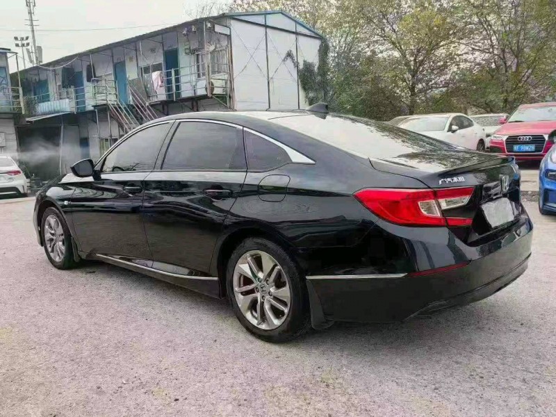 衡阳20年本田雅阁7