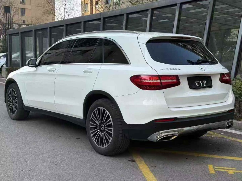 衡阳19年奔驰GLC7