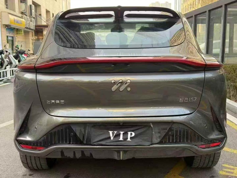常德24年智己LS79