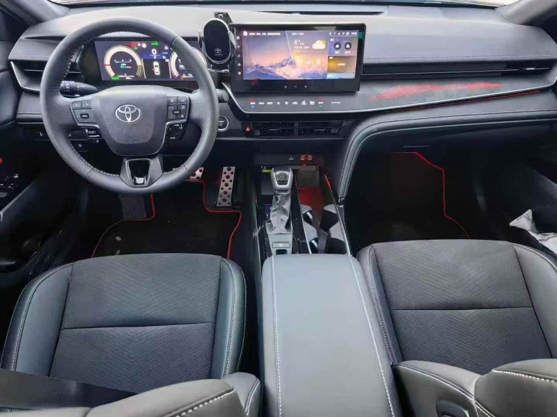 深圳25年丰田凯美瑞4