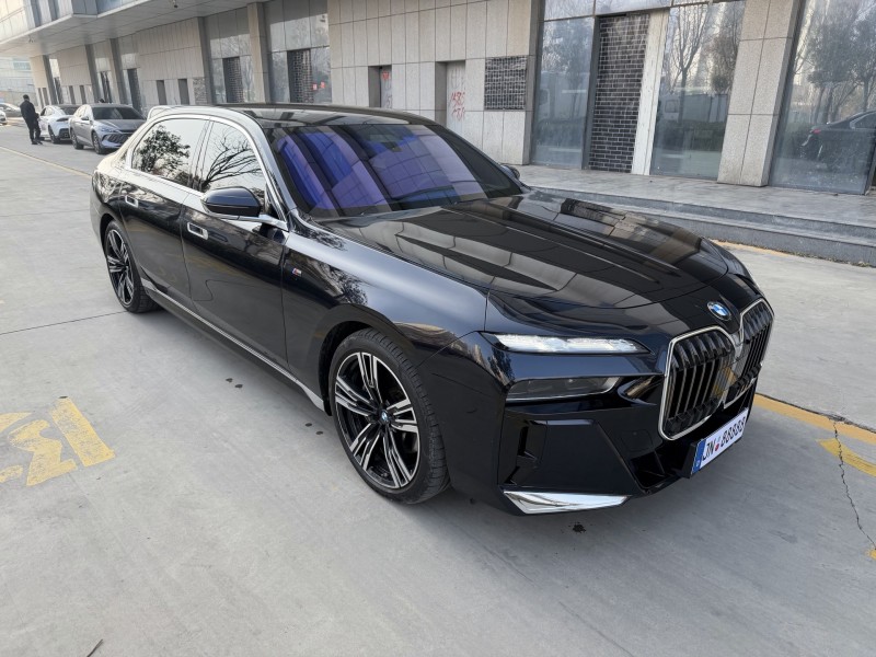 济宁24年宝马7系2