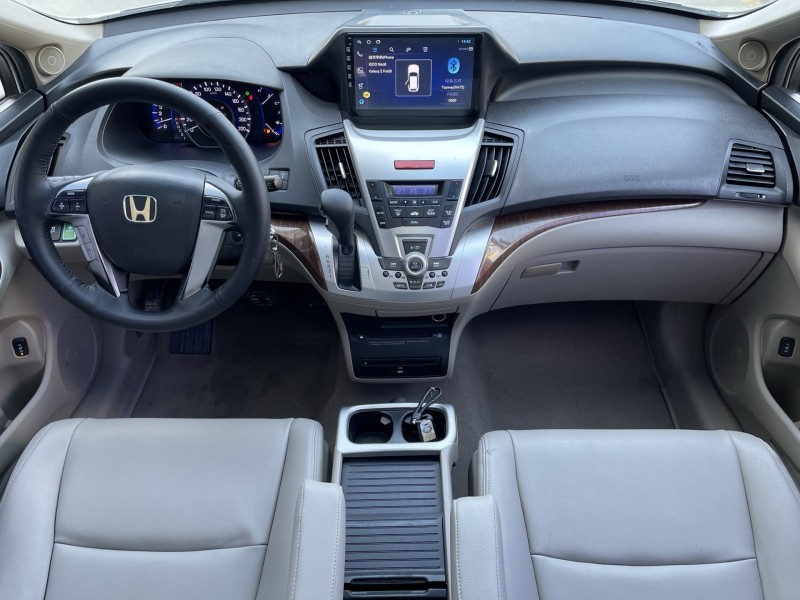 济宁13年本田奥德赛4