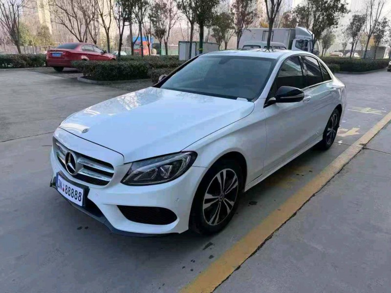 济宁18年奔驰C3