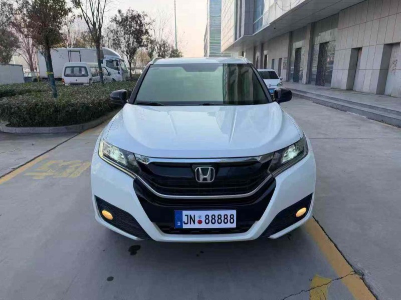 济宁18年本田URV1