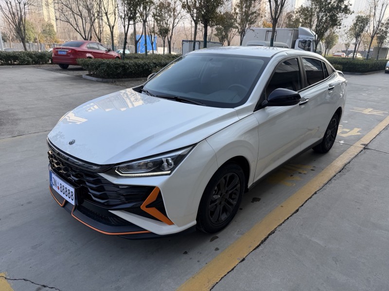 济宁18年本田URV3