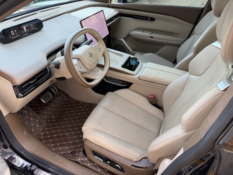 济宁24年传祺昊铂GT5