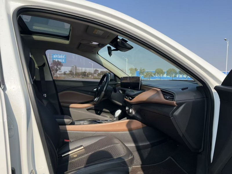 盐城22年别克威朗6