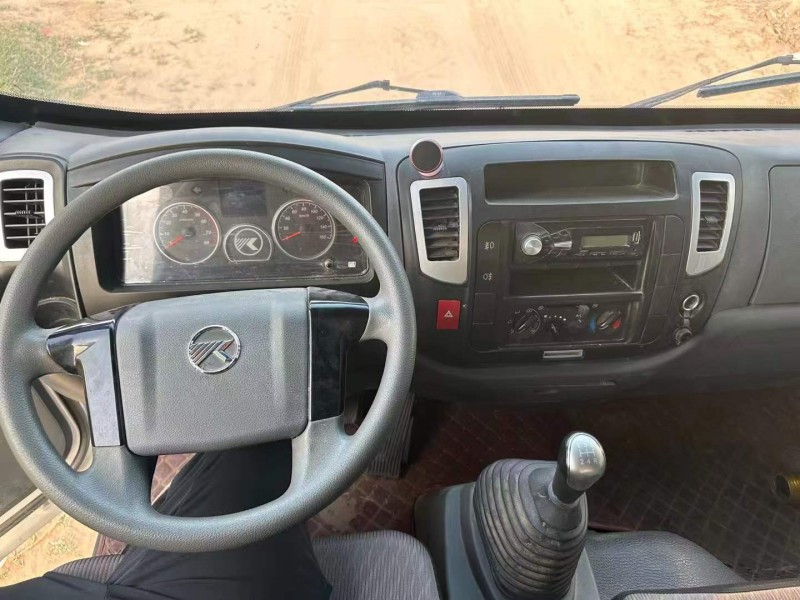 鹤壁23年凯马汽车骏航8