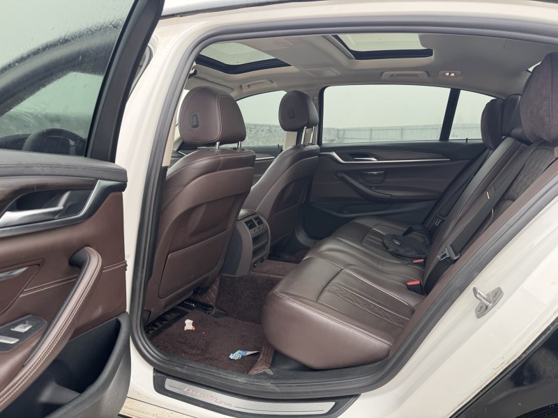 新乡18年宝马5系6