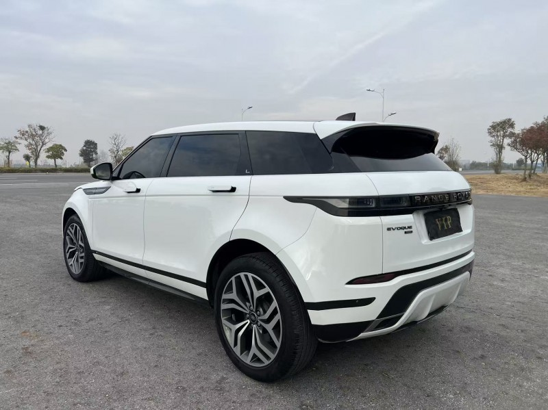 盐城22年路虎极光9