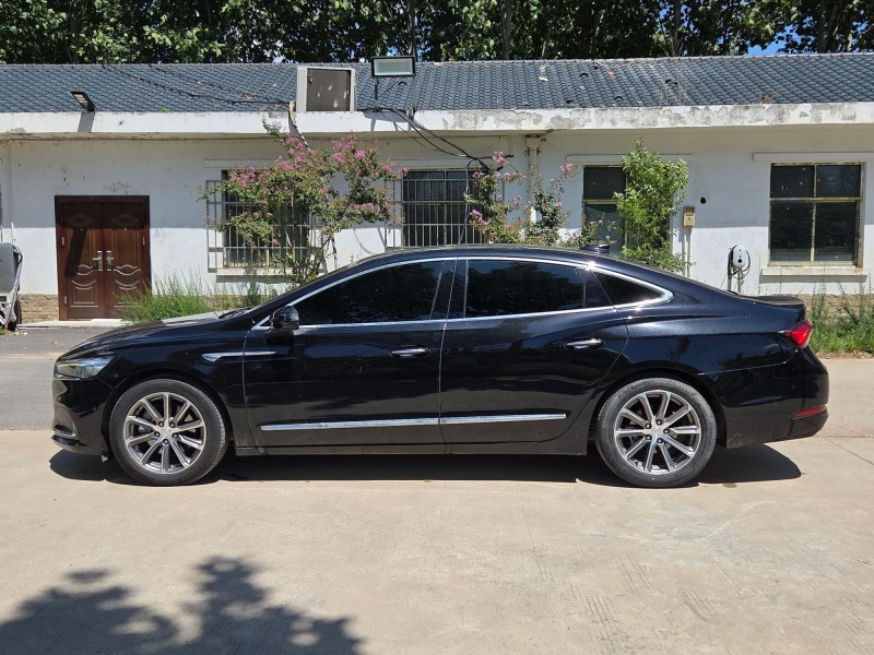 郑州21年别克君越4