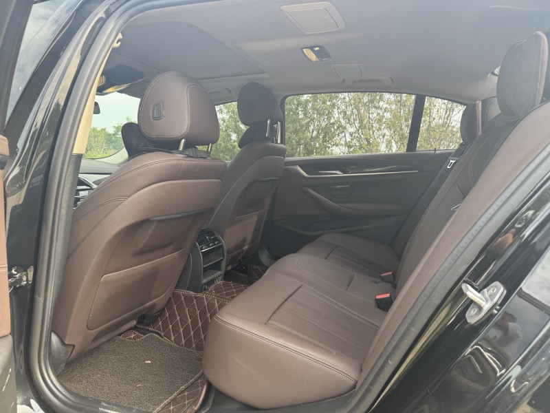 郑州20年宝马5系8