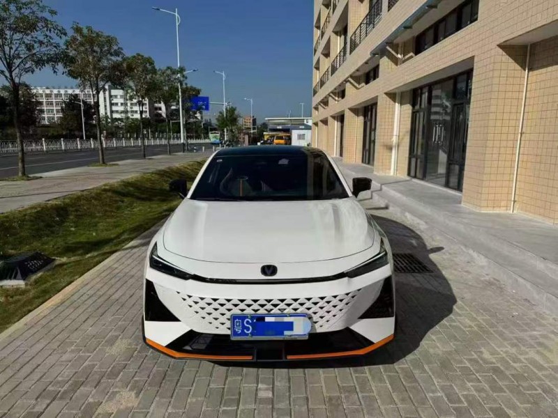 东莞25年长安汽车UNI1