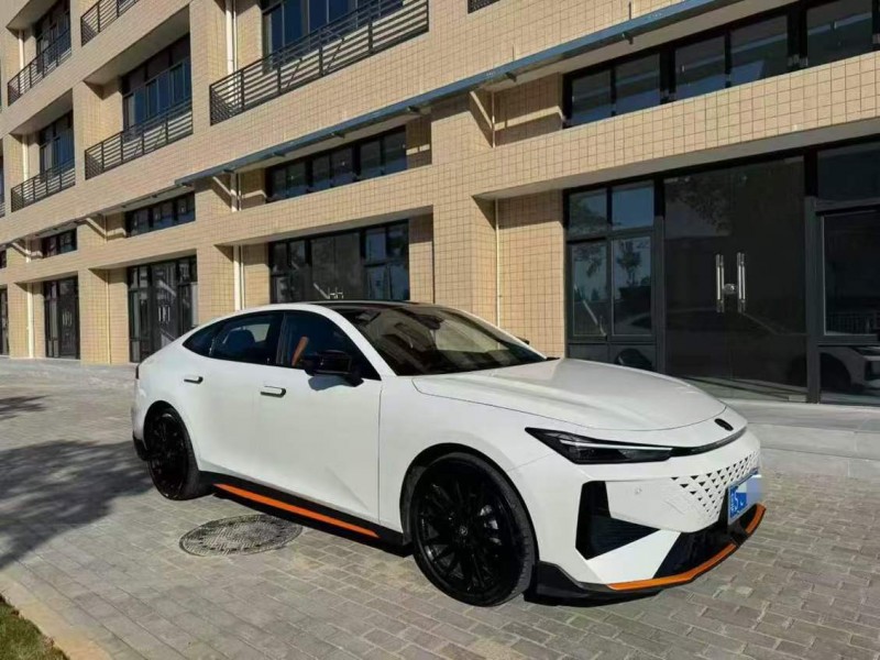 东莞25年长安汽车UNI2