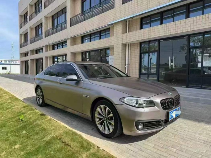 广州16年宝马5系3