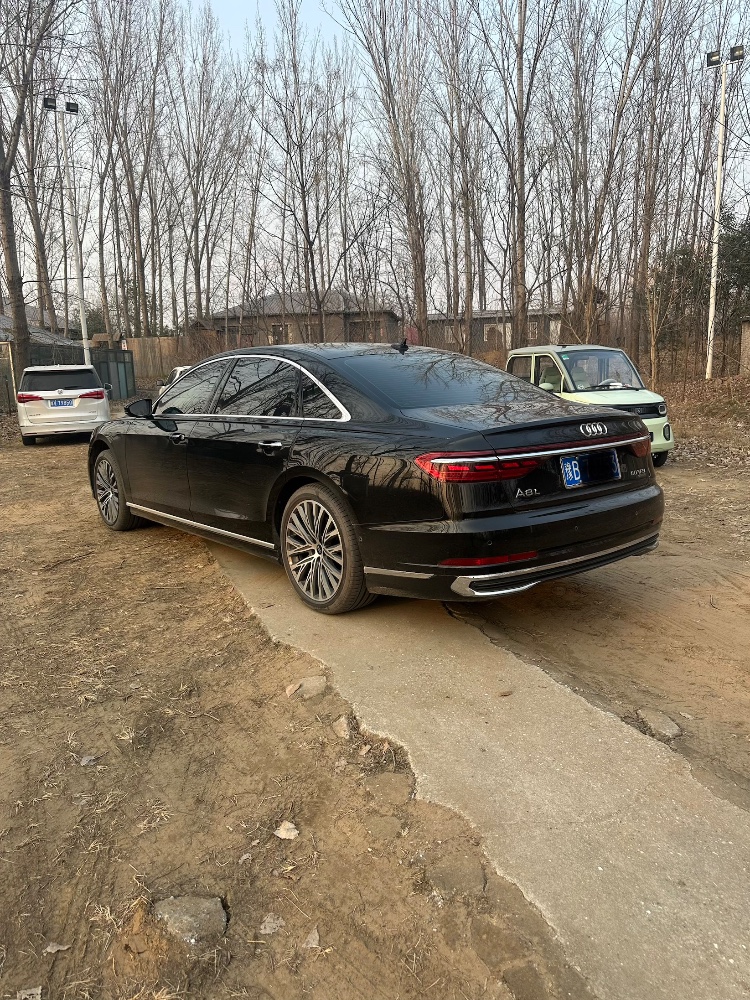 郑州24年奥迪A8L3