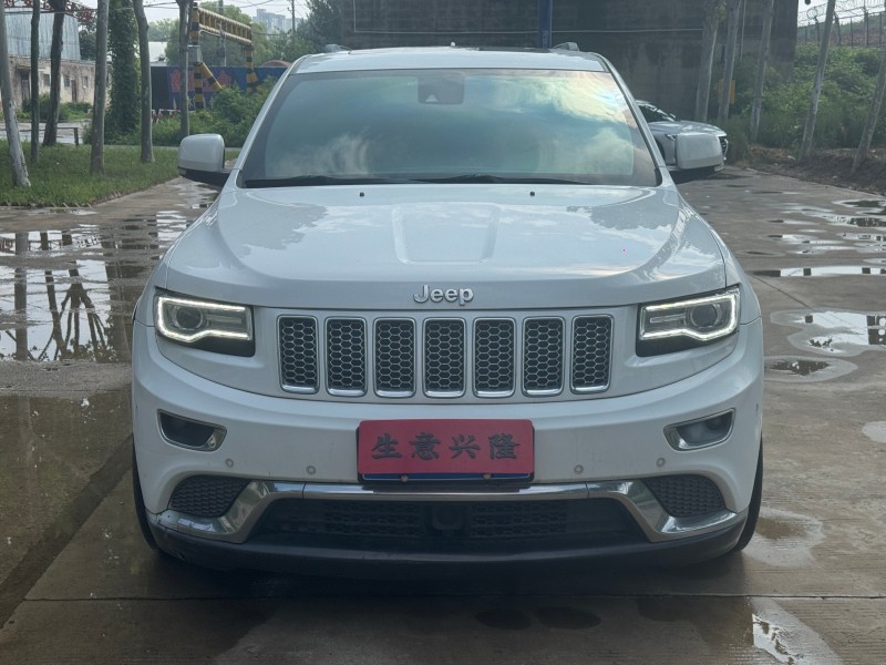 郑州15年Jeep大切诺基1
