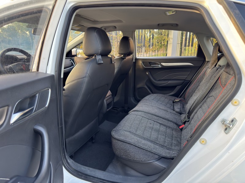 盐城19年荣威i67