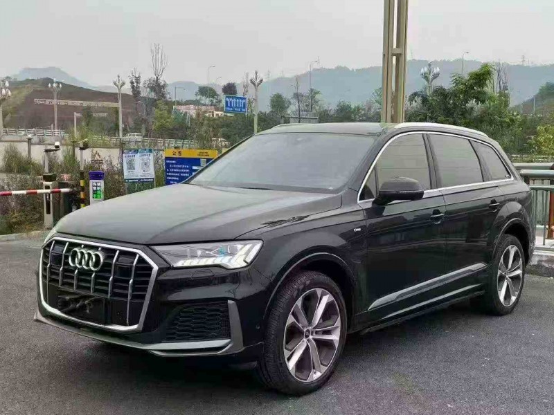 重庆21年奥迪Q73