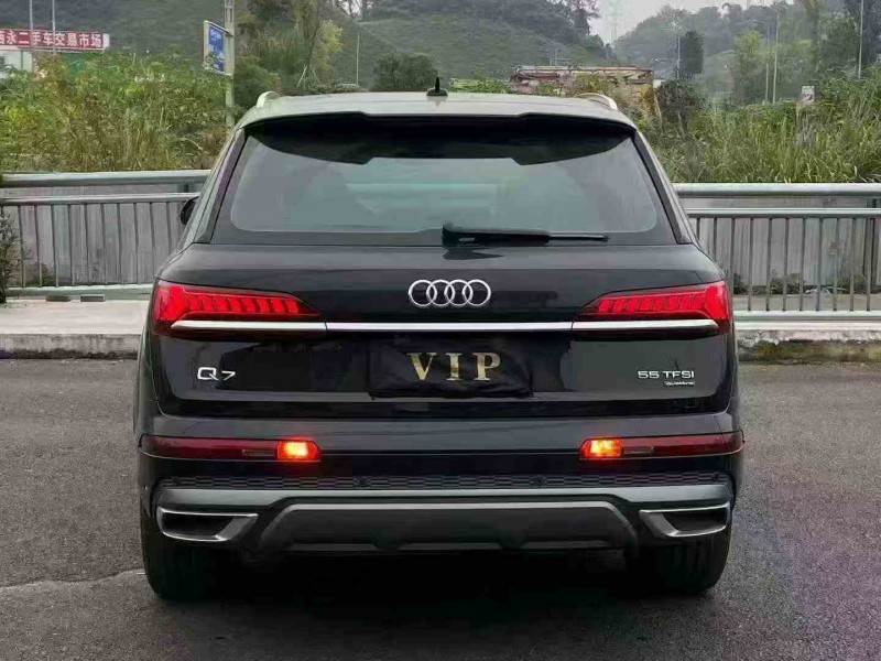 重庆21年奥迪Q79