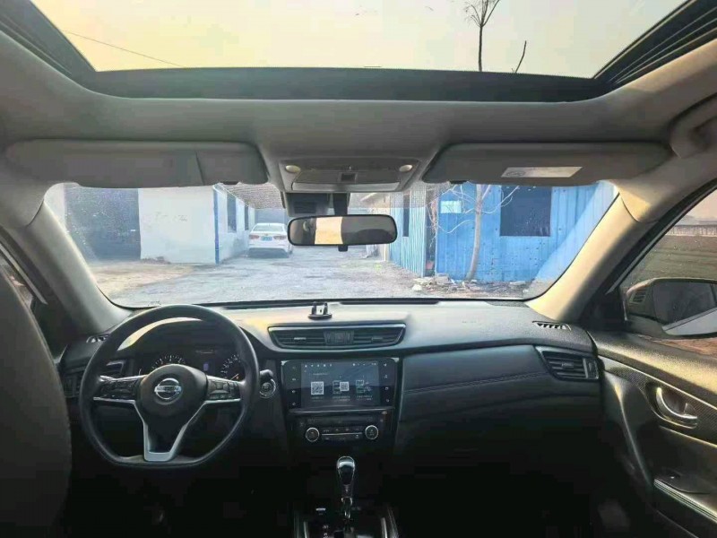 唐山22年日产奇骏8