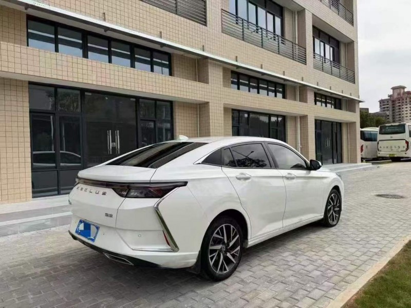 广州20年东风奕炫6