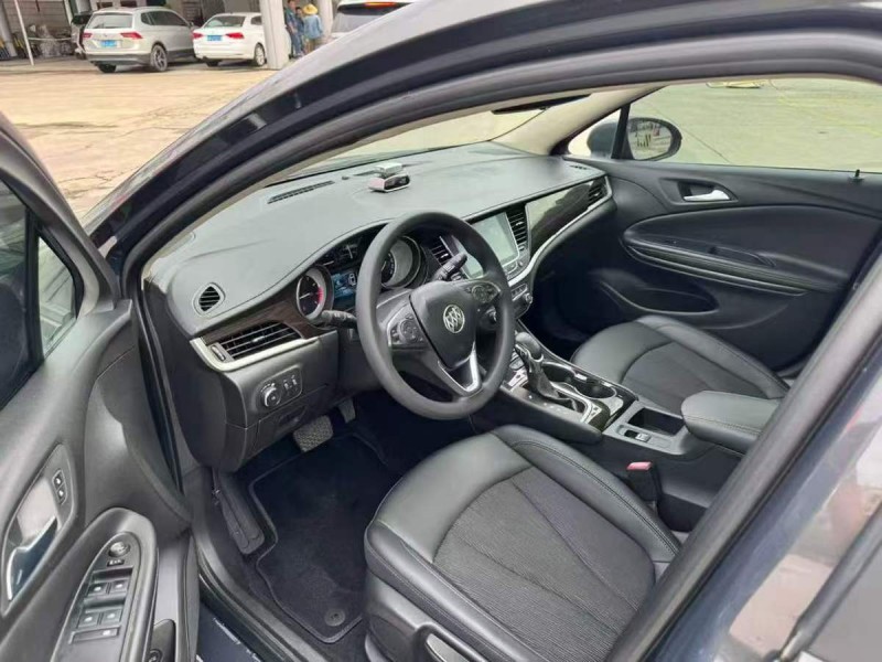 广州19年别克威朗7