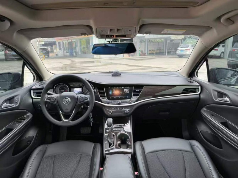 广州19年别克威朗8