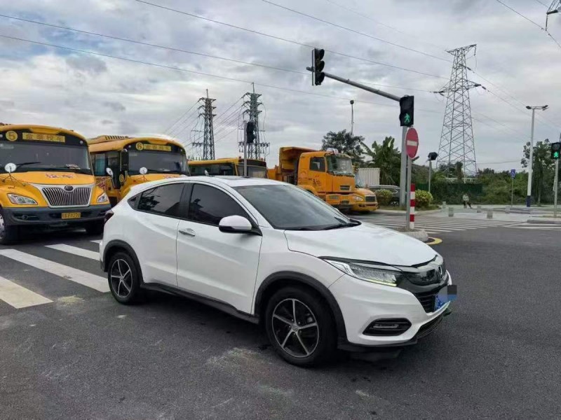 广州21年本田缤智2