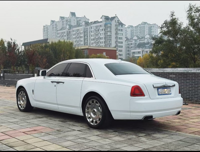 商丘10年劳斯莱斯古斯特2