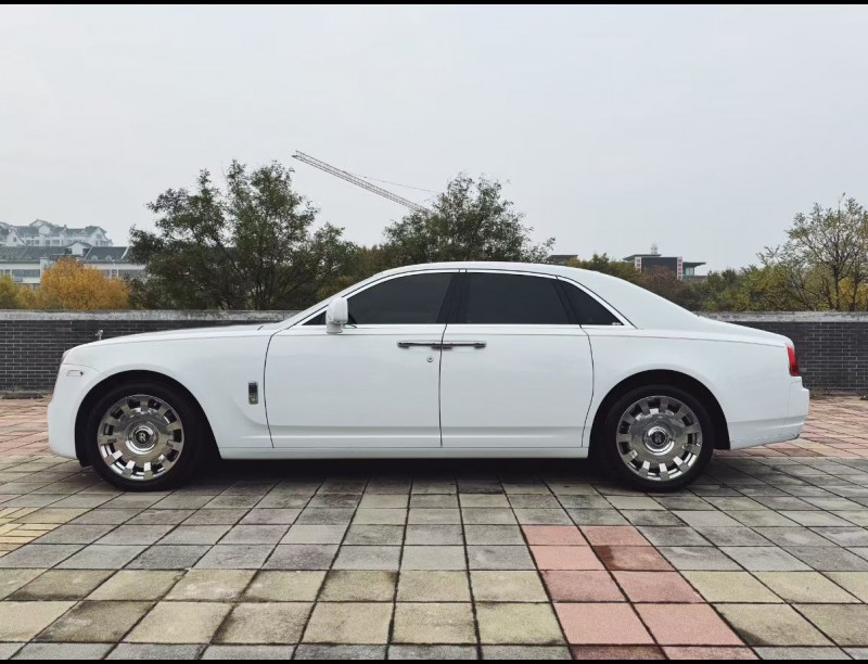 商丘10年劳斯莱斯古斯特5