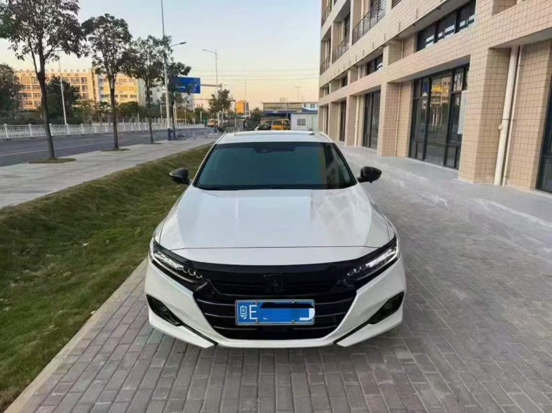 广州22年本田雅阁1