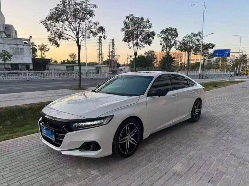 广州22年本田雅阁2