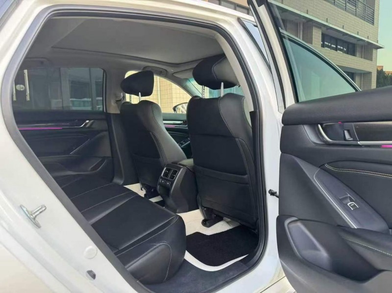 广州22年本田雅阁9