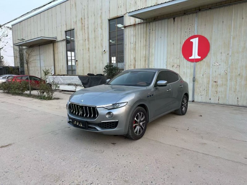 徐州23年玛莎拉蒂Levante2