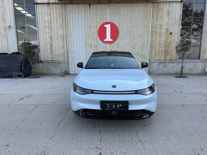 徐州23年零跑汽车C011